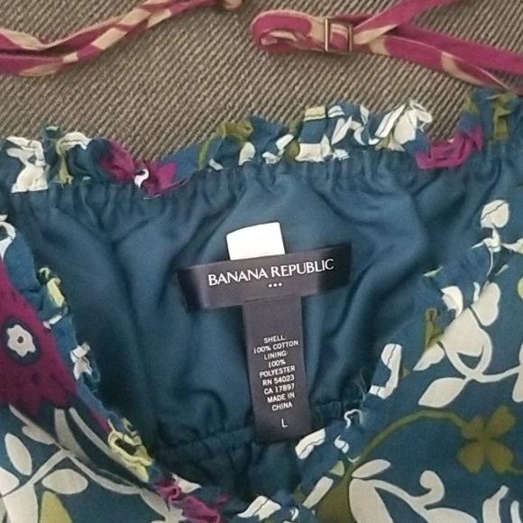 Dress - Picture 5 of 5